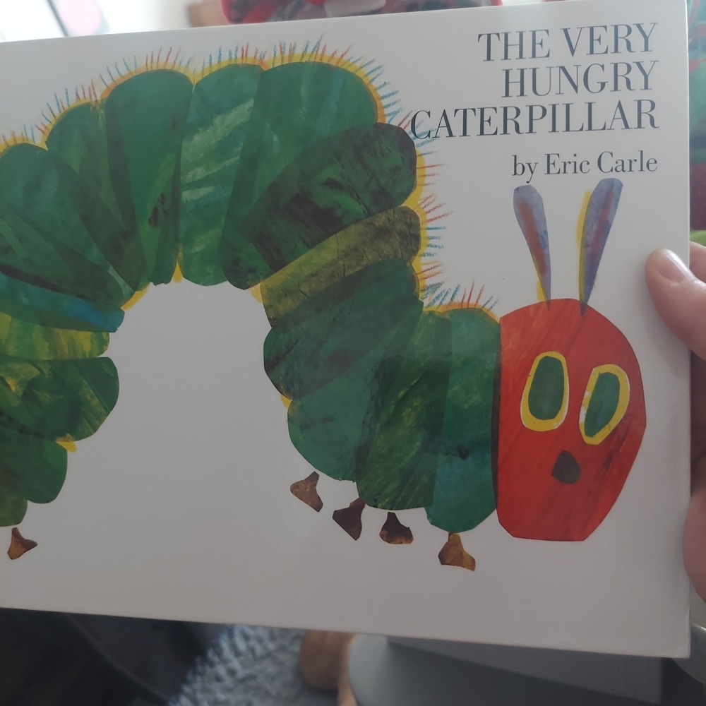 The Very Hungry Caterpillar Board Book - Green & Red - Eric Carle